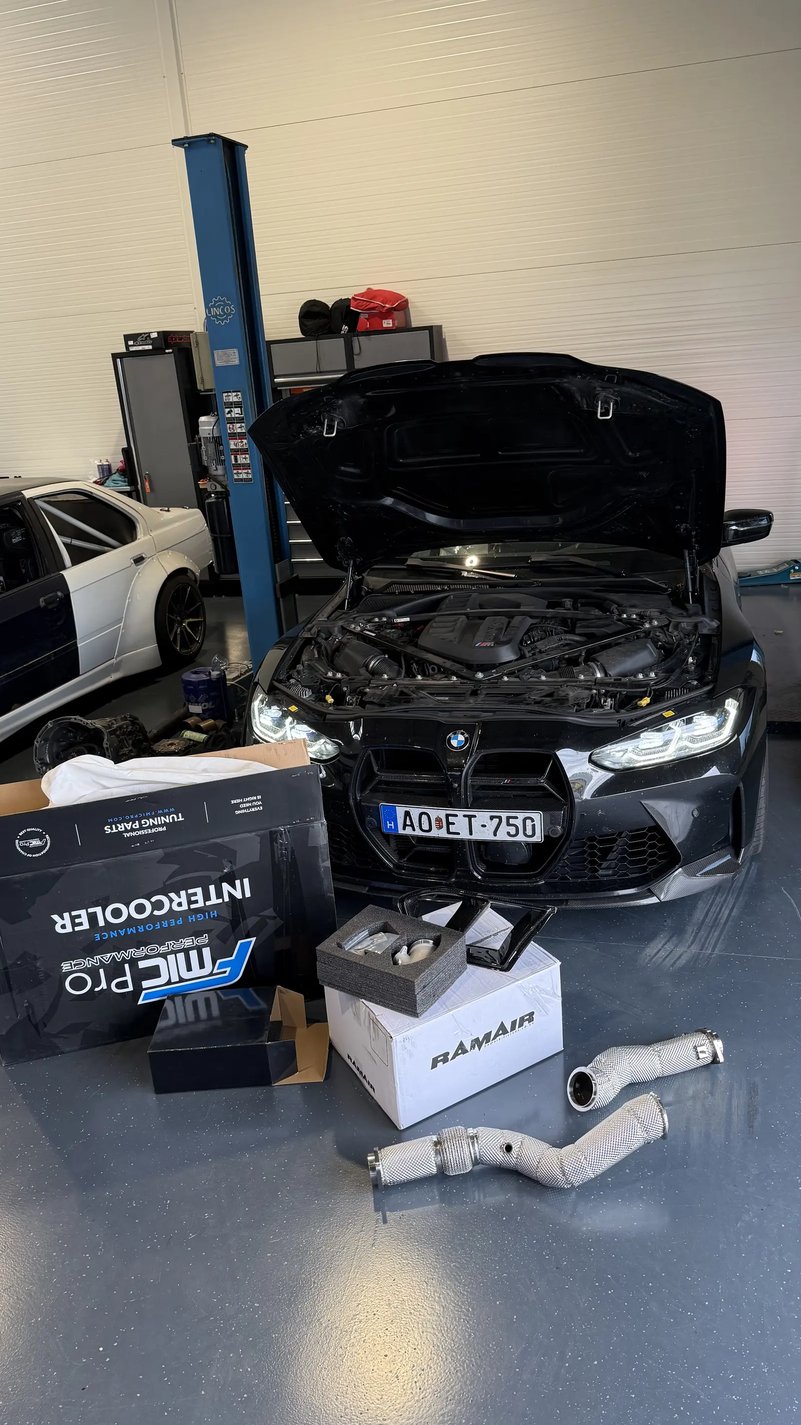 Chiptuning & hardver. Stage 1-től a teljes hardveres átépítésig.